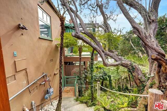 3916 Rambla Orienta, Malibu, CA 90265