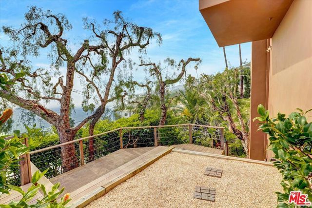 3916 Rambla Orienta, Malibu, CA 90265
