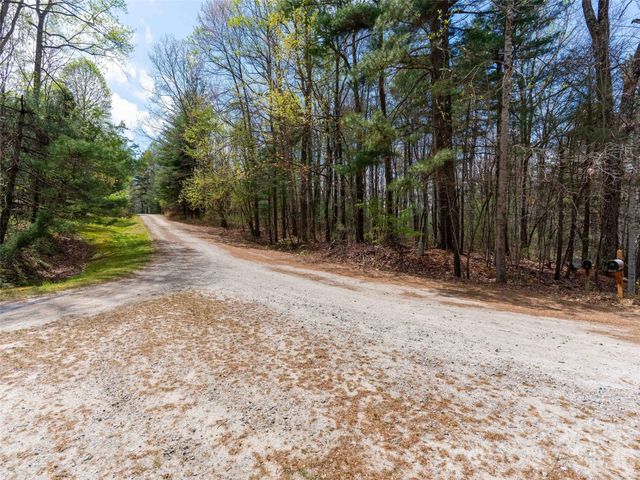 00 E Hilltop Drive 13B, Saluda, NC 28773