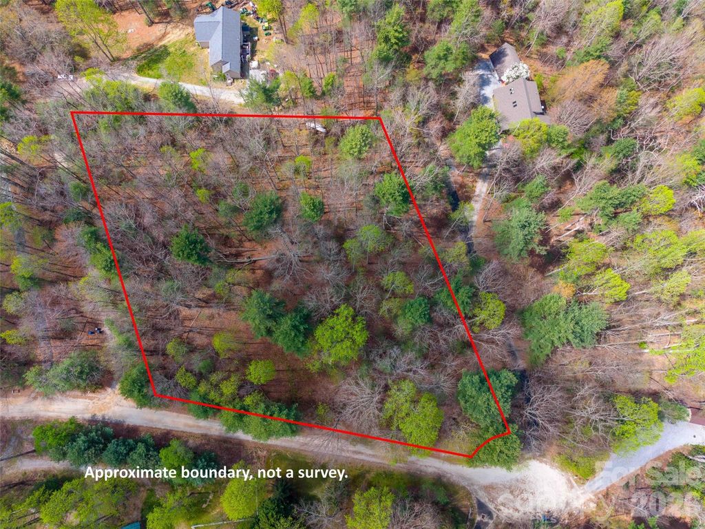 00 E Hilltop Drive 13B, Saluda, NC 28773