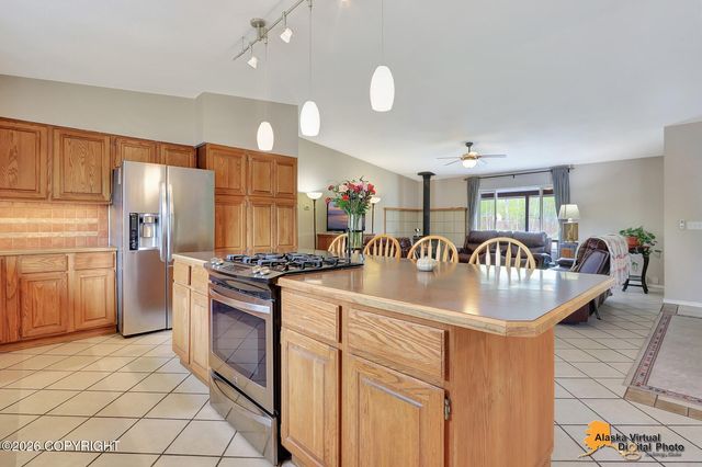2630 E Whispering Woods Drive, Wasilla, AK 99654