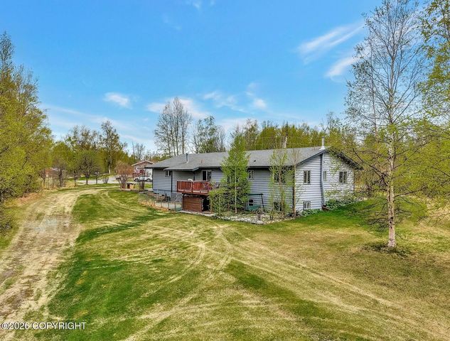 2630 E Whispering Woods Drive, Wasilla, AK 99654