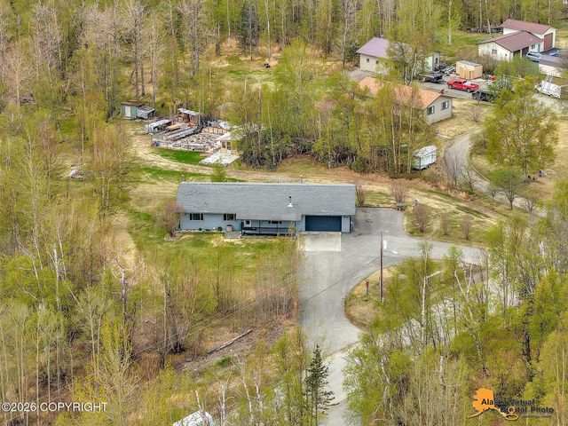 2630 E Whispering Woods Drive, Wasilla, AK 99654
