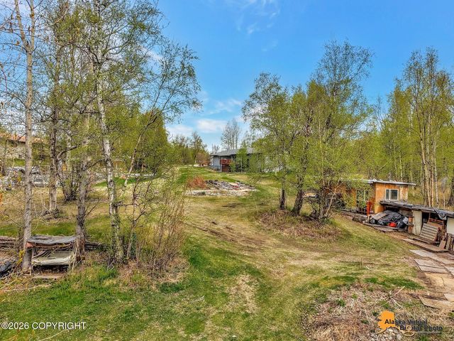 2630 E Whispering Woods Drive, Wasilla, AK 99654