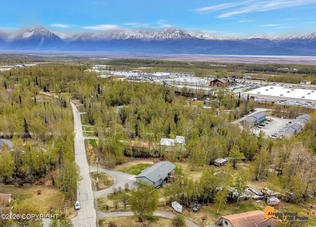 2630 E Whispering Woods Drive, Wasilla, AK 99654