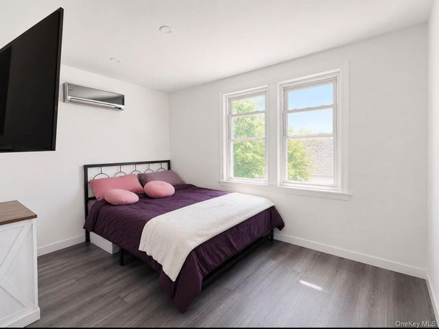 62-20 80th Road, Glendale, NY 11385