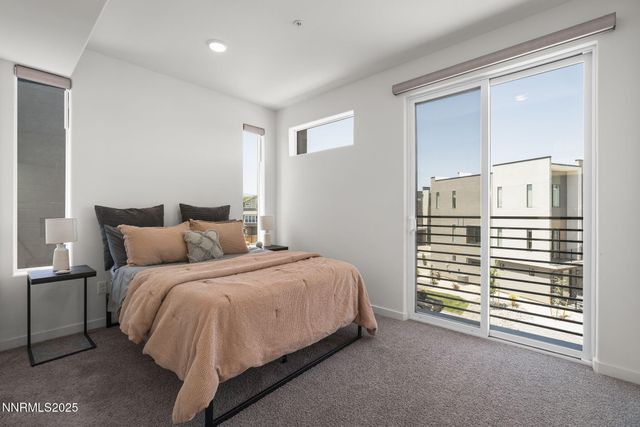 2618 Owl Rock Lane, Reno, NV 89503