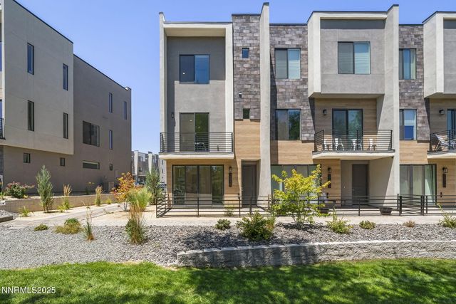 2618 Owl Rock Lane, Reno, NV 89503