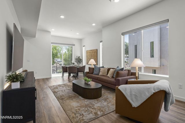 2618 Owl Rock Lane, Reno, NV 89503