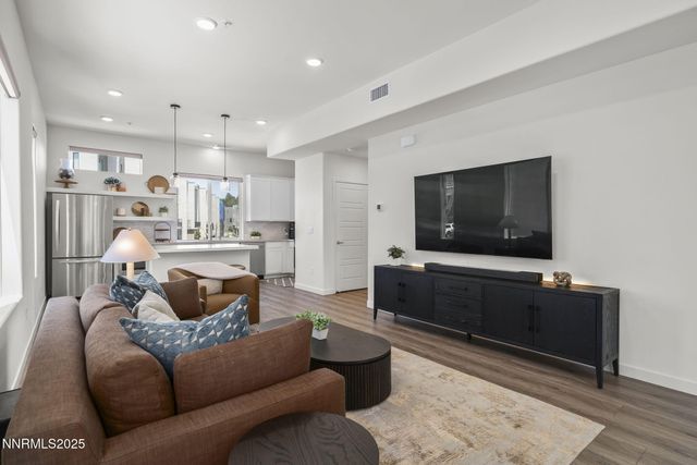 2618 Owl Rock Lane, Reno, NV 89503