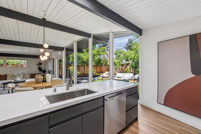 2731 Greer Road, Palo Alto, CA 94303