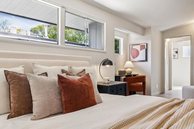 2731 Greer Road, Palo Alto, CA 94303