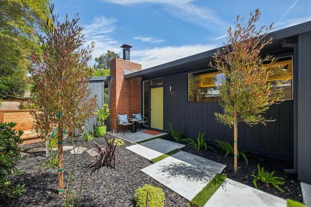 2731 Greer Road, Palo Alto, CA 94303