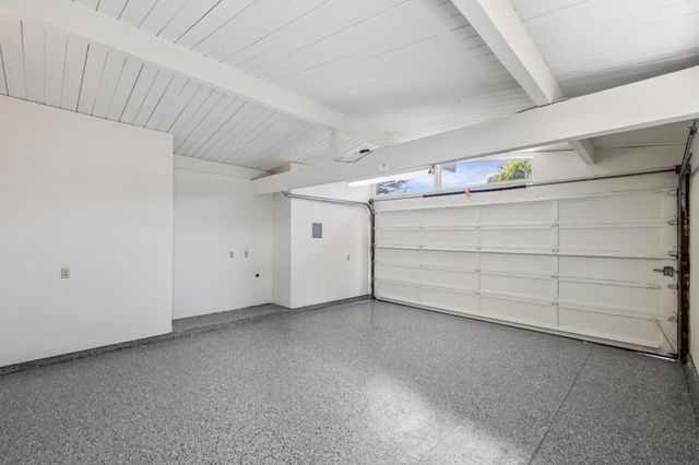 2731 Greer Road, Palo Alto, CA 94303