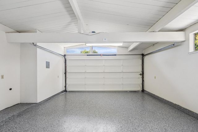 2731 Greer Road, Palo Alto, CA 94303