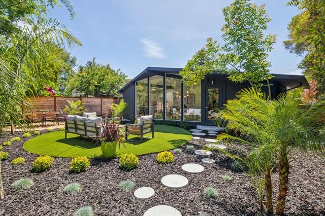 2731 Greer Road, Palo Alto, CA 94303