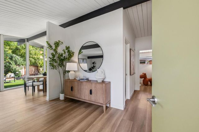 2731 Greer Road, Palo Alto, CA 94303