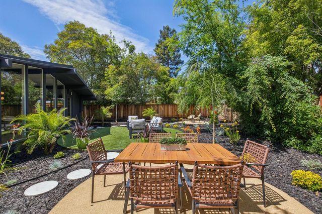 2731 Greer Road, Palo Alto, CA 94303