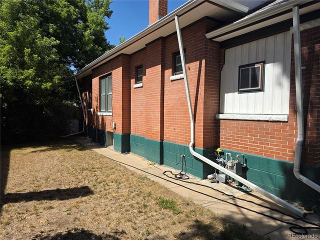 3326 W 24th Avenue, Denver, CO 80211