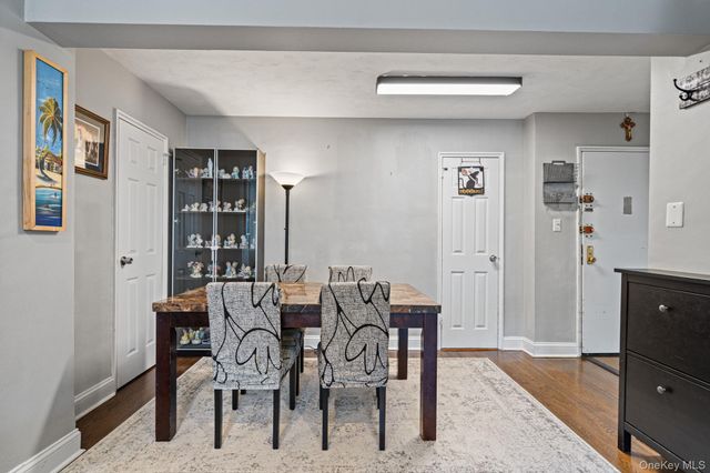 209-15 18th Avenue 3D, Bayside, NY 11360