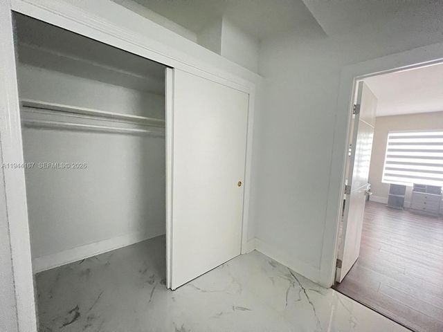 945 79th Ter 2, Miami Beach, FL 33141