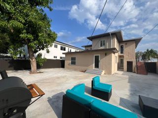 945 79th Ter 2, Miami Beach, FL 33141