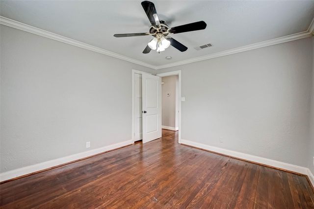 1510 Walton Street, Houston, TX 77009