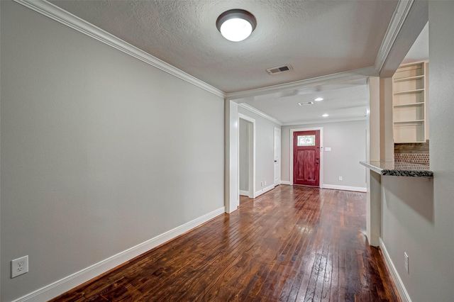 1510 Walton Street, Houston, TX 77009