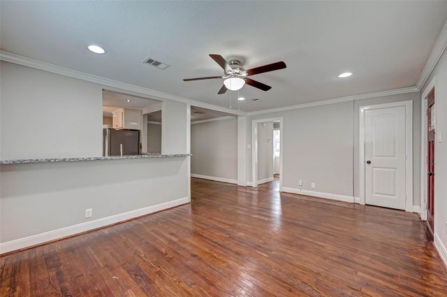 1510 Walton Street, Houston, TX 77009