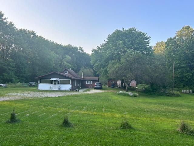 10425 3 Mile Road, East Leroy, MI 49051