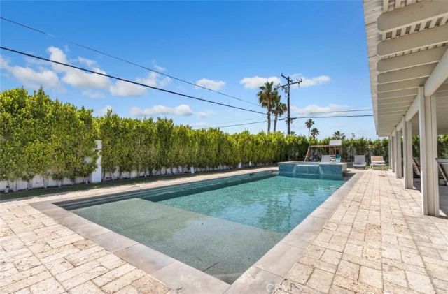 2230 N Volturno Road, Palm Springs, CA 92262