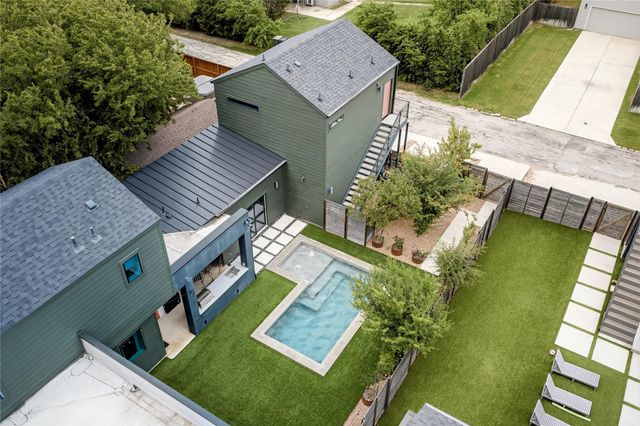 1001 Scenic DR, Georgetown, TX 78626