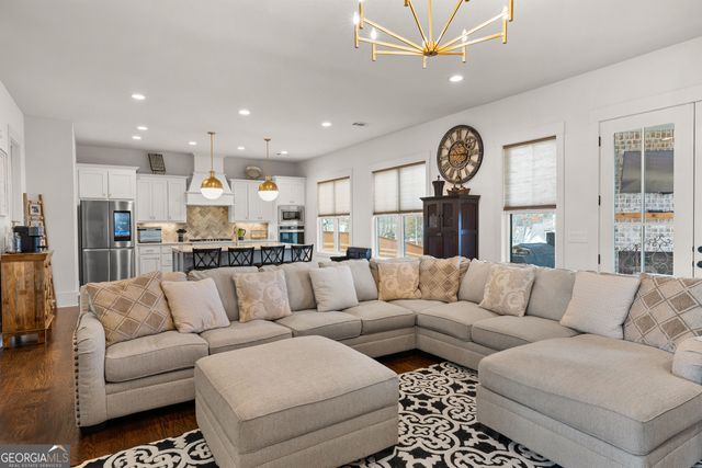 43 N Cove Drive, Newnan, GA 30263