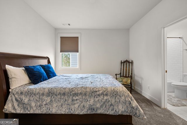 43 N Cove Drive, Newnan, GA 30263