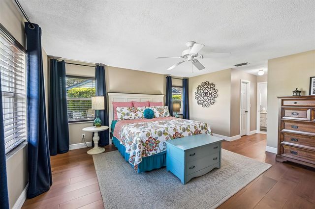 2025 NEW BEDFORD DRIVE, Sun City Center, FL 33573