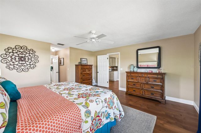 2025 NEW BEDFORD DRIVE, Sun City Center, FL 33573