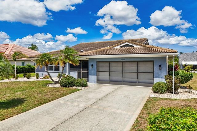 2025 NEW BEDFORD DRIVE, Sun City Center, FL 33573