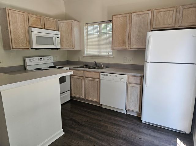 120 University Village Drive A, Central, SC 29630