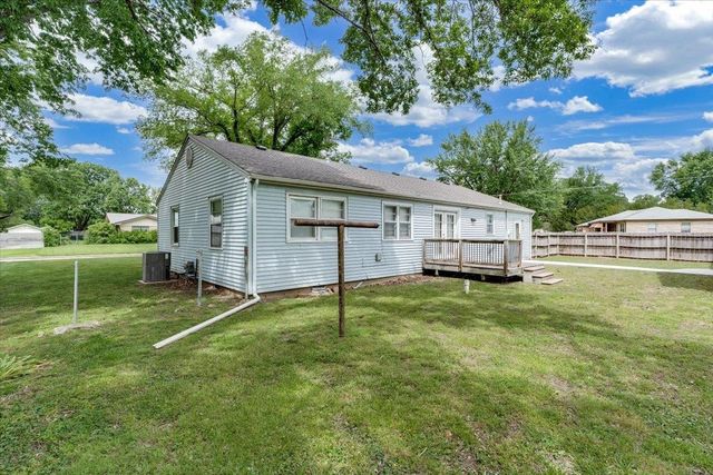 1768 N RICHMOND DR., Wichita, KS 67203
