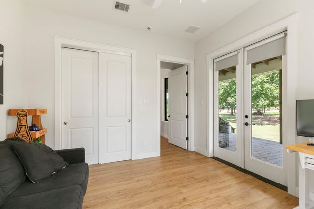 1400 Hicks Street, Tomball, TX 77375