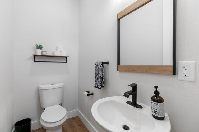 1400 Hicks Street, Tomball, TX 77375