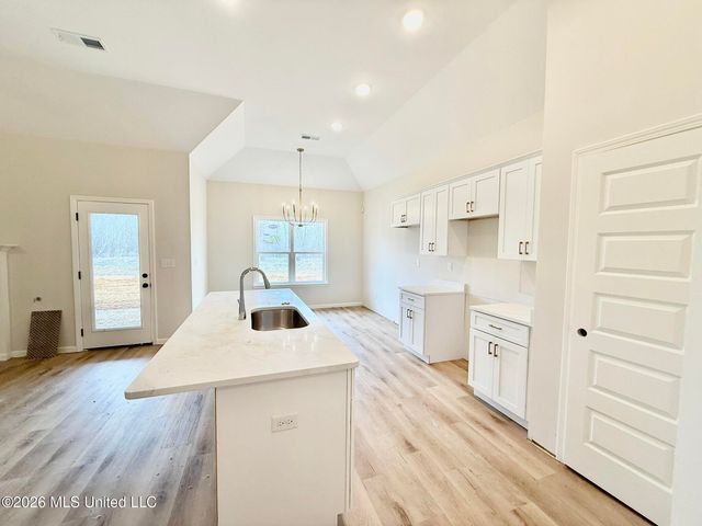 1070 Great Glen Drive, Southaven, MS 38671