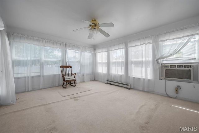 8618 Spoon Drive, St Louis, MO 63132