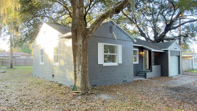 2402 STEVENS AVENUE, Sanford, FL 32771