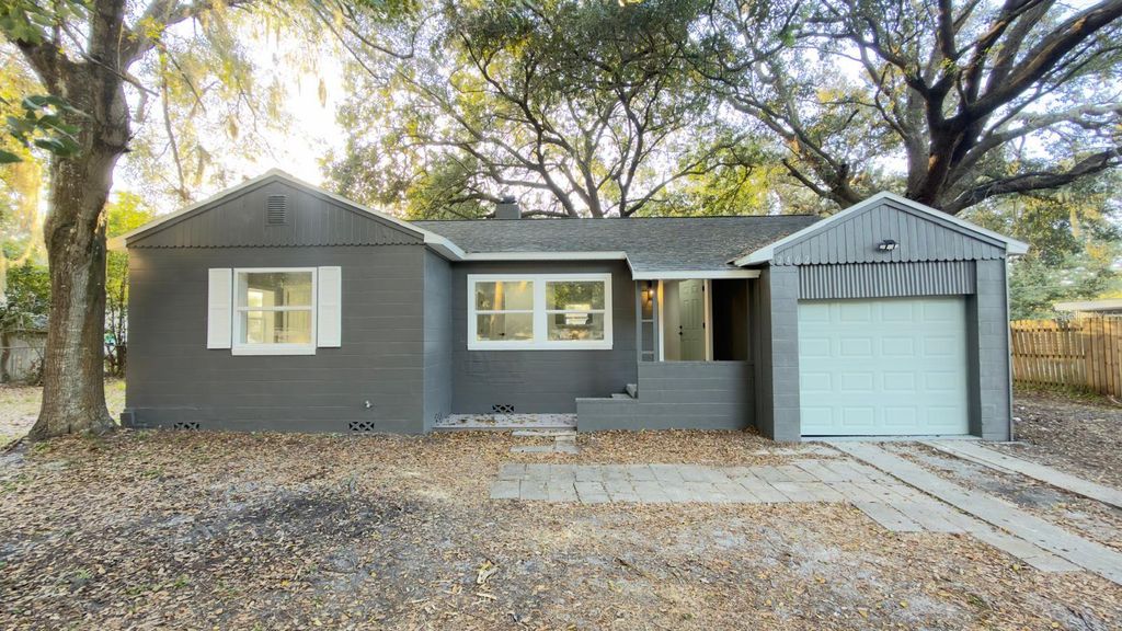 2402 STEVENS AVENUE, Sanford, FL 32771