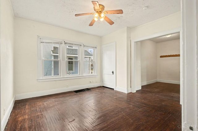 1830 Woodlawn Avenue, Middletown, OH 45044