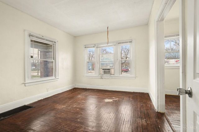 1830 Woodlawn Avenue, Middletown, OH 45044