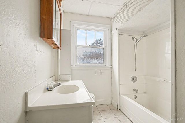 1830 Woodlawn Avenue, Middletown, OH 45044