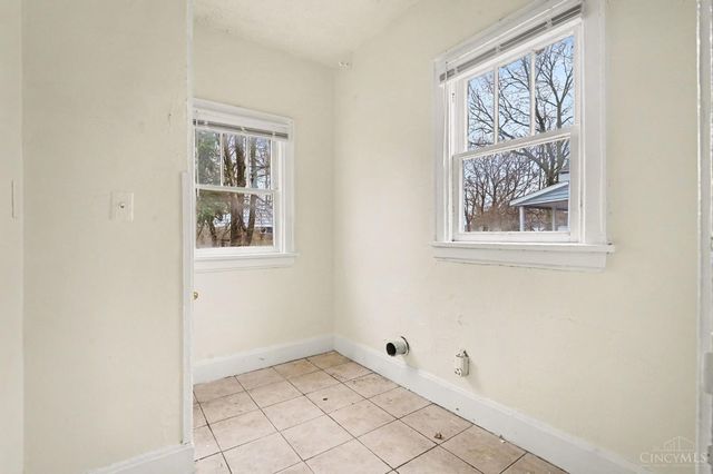 1830 Woodlawn Avenue, Middletown, OH 45044