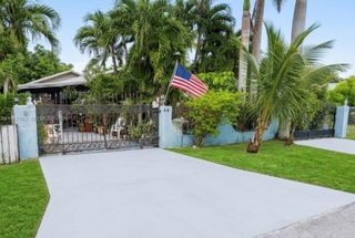 622 NW 7th Ave, Homestead, FL 33030